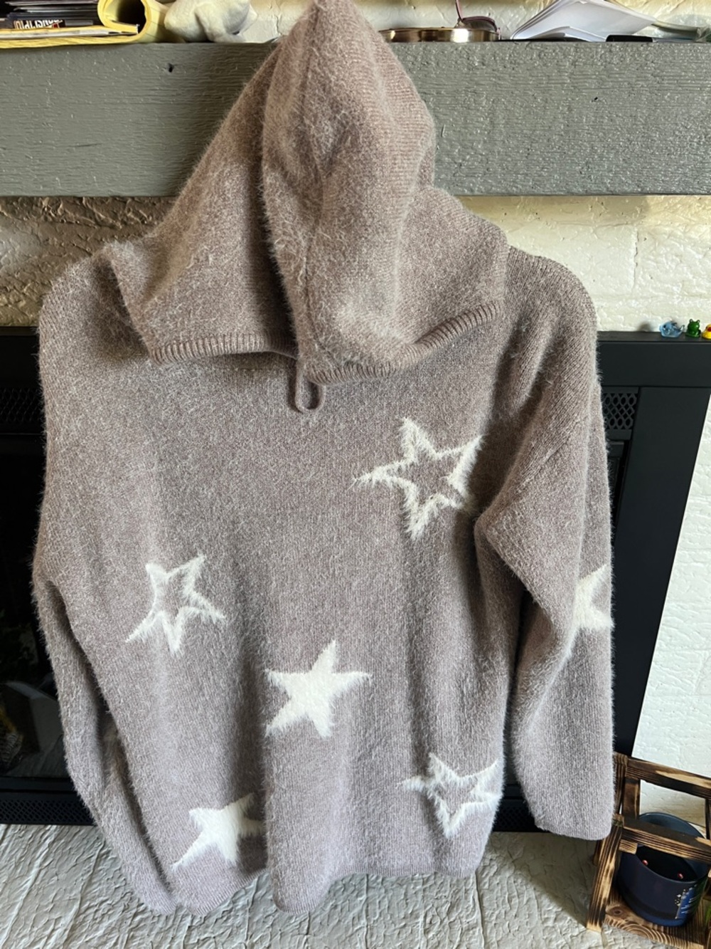 Hem and Thread Taupe Star Hoodie Sweater - Picture 5 of 6